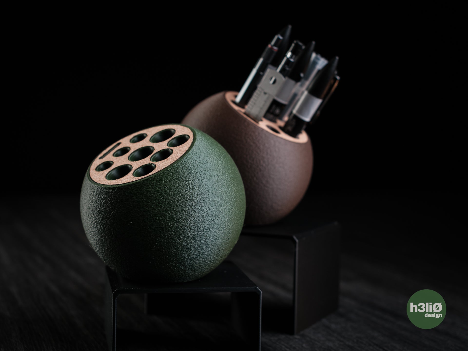 gaia • pen organiser