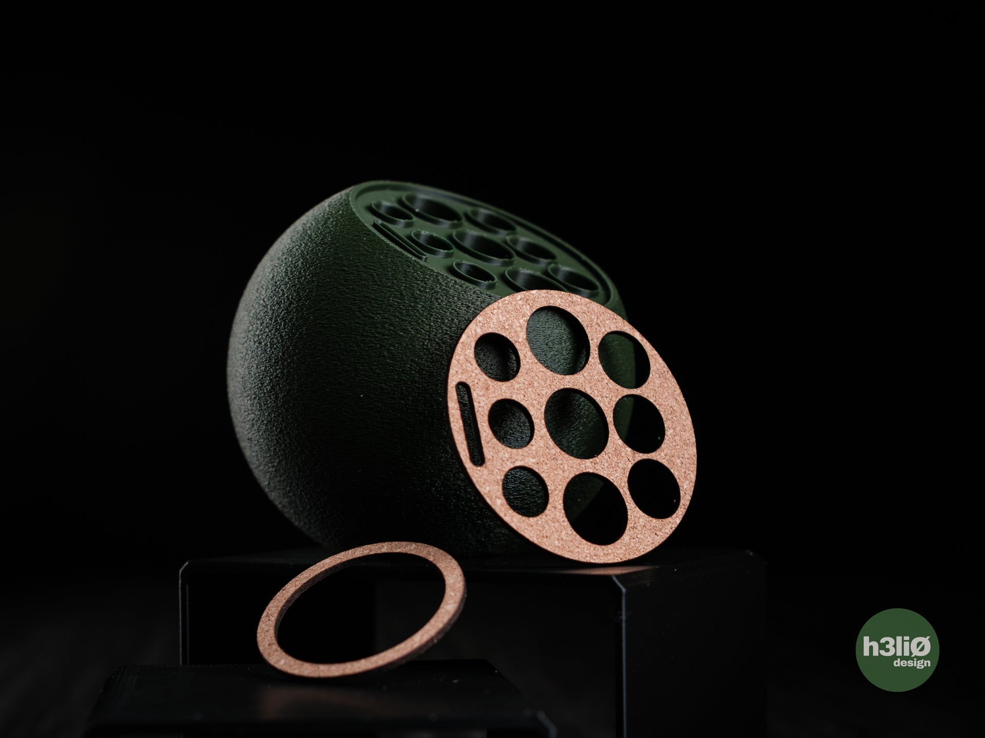 gaia • pen organiser